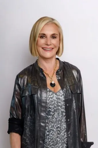 Delia Dall'Arancio's professional headshot