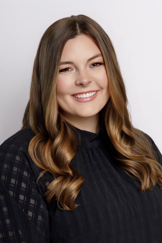 Dr. Zoe Larson's professional headshot